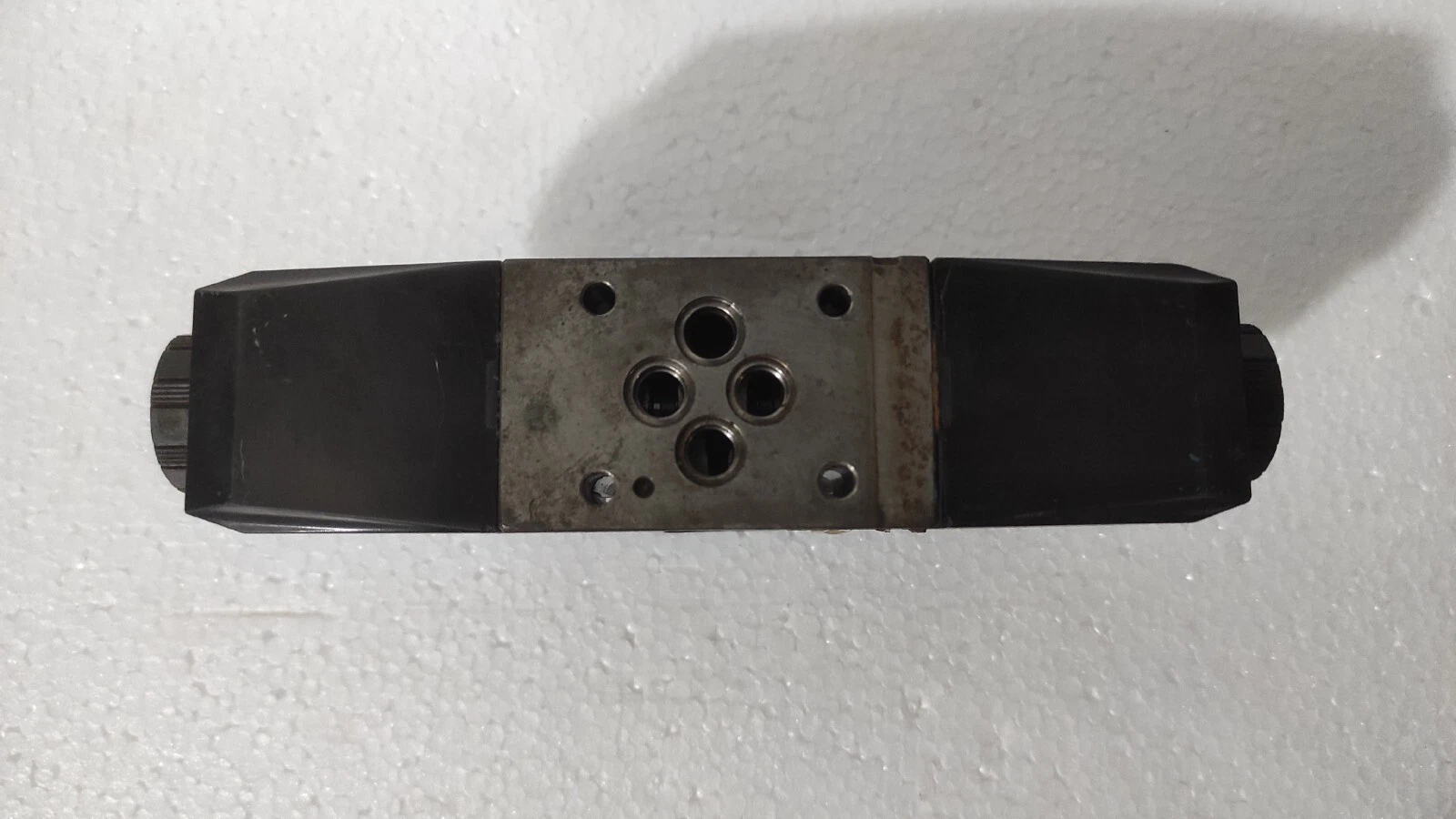 admin/uploads/uploads/vickers tokimec dg4v direct contr valve_2.webp